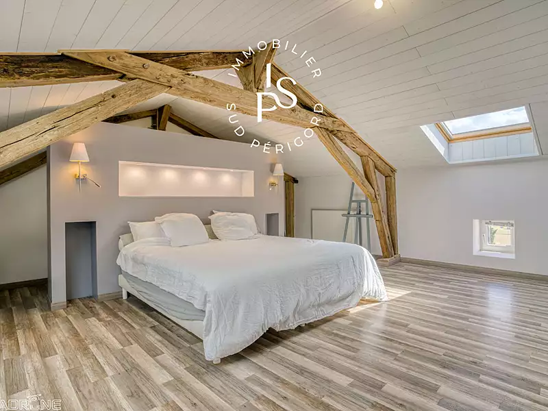 Maison, 666 m²