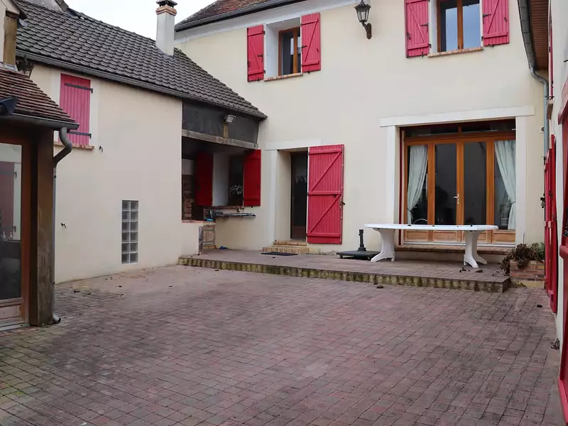 Maison, 363 m²
