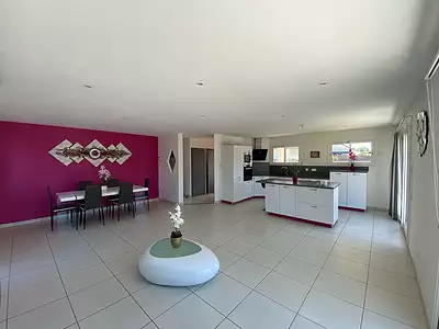 Maison, 115 m²