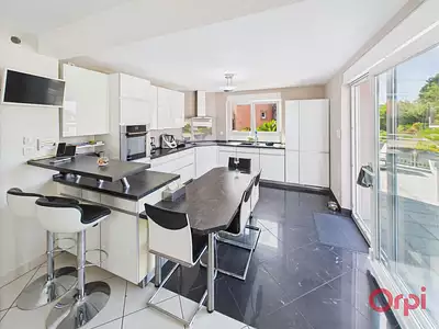 Maison, 187 m²