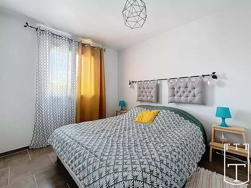 Maison, 240 m²