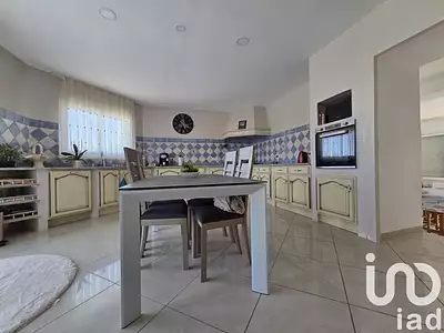 Maison, 200 m²