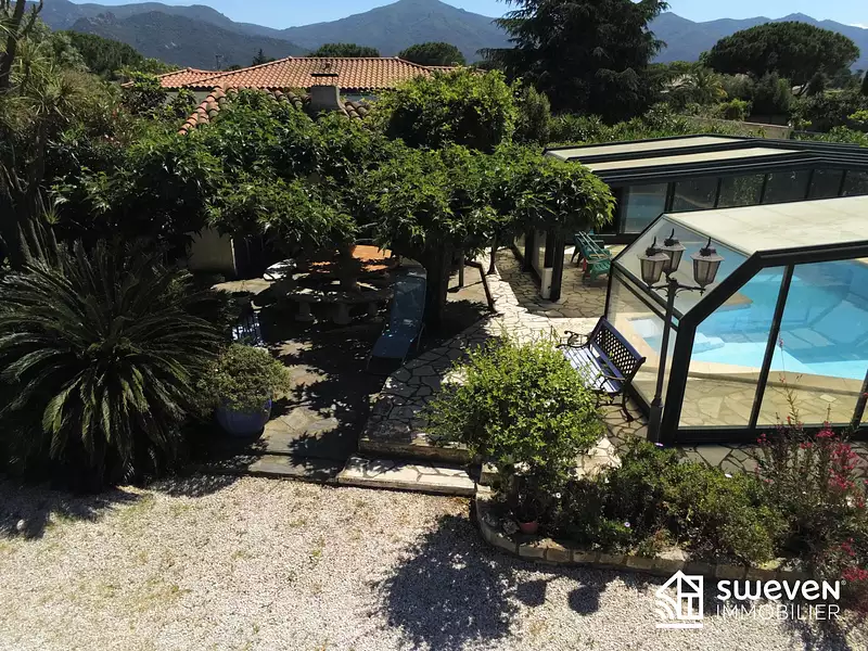 Maison, 278 m²