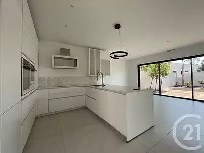 Maison, 192,1 m²