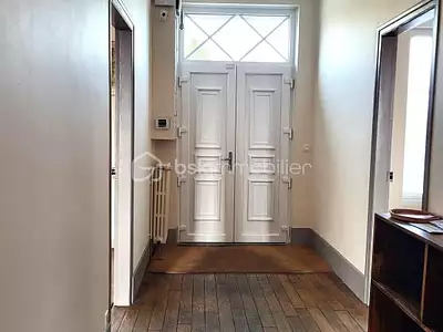 Maison, 215 m²