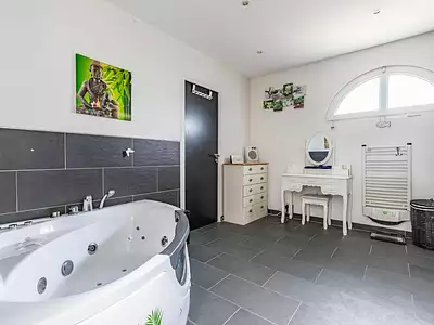 Maison, 166 m²
