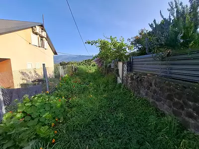 Terrain, 600 m²