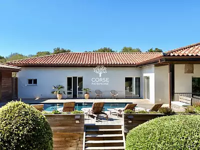 Maison, 325 m²