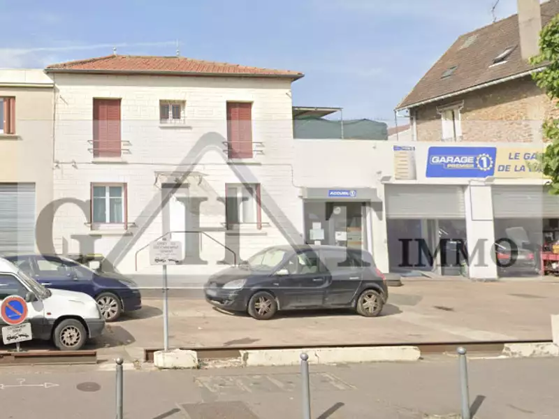 Immeuble, 318 m²