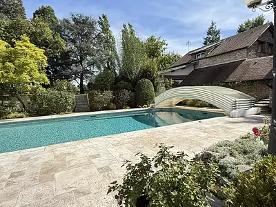 Maison, 251 m²