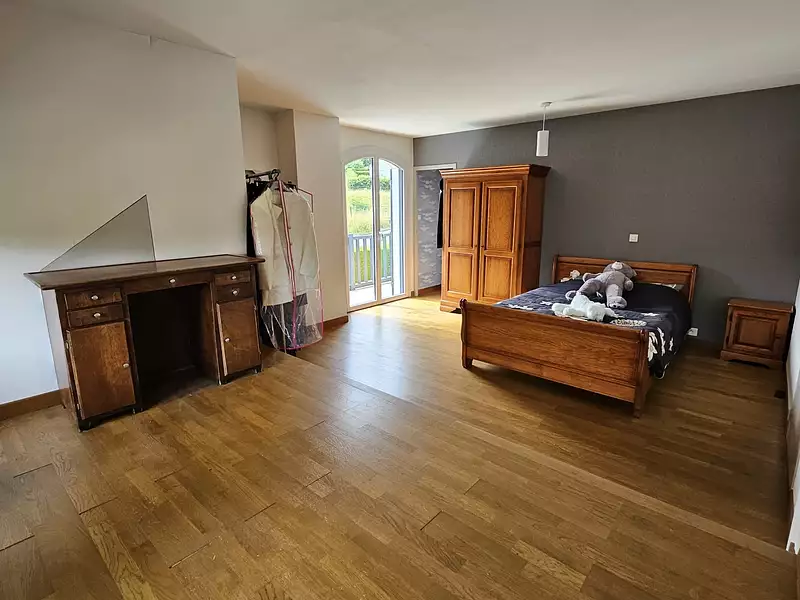 Maison, 230 m²