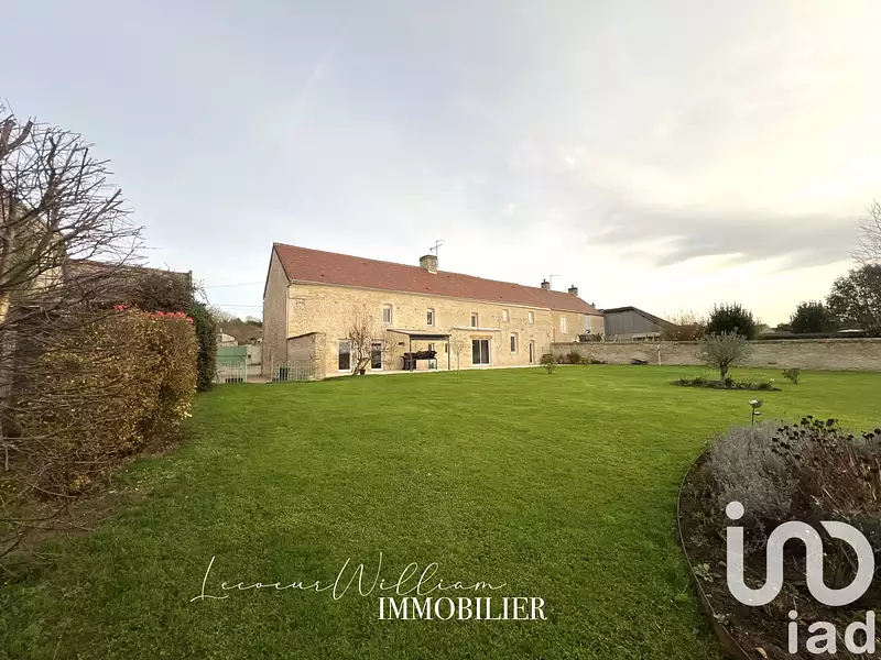 Maison, 236 m²