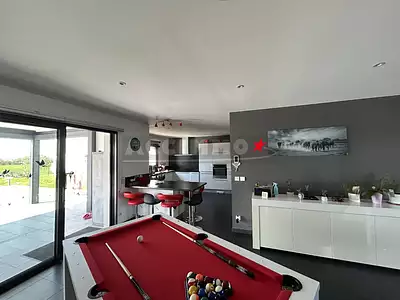 Maison, 156 m²