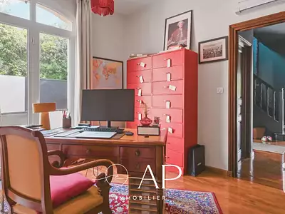 Maison, 280 m²