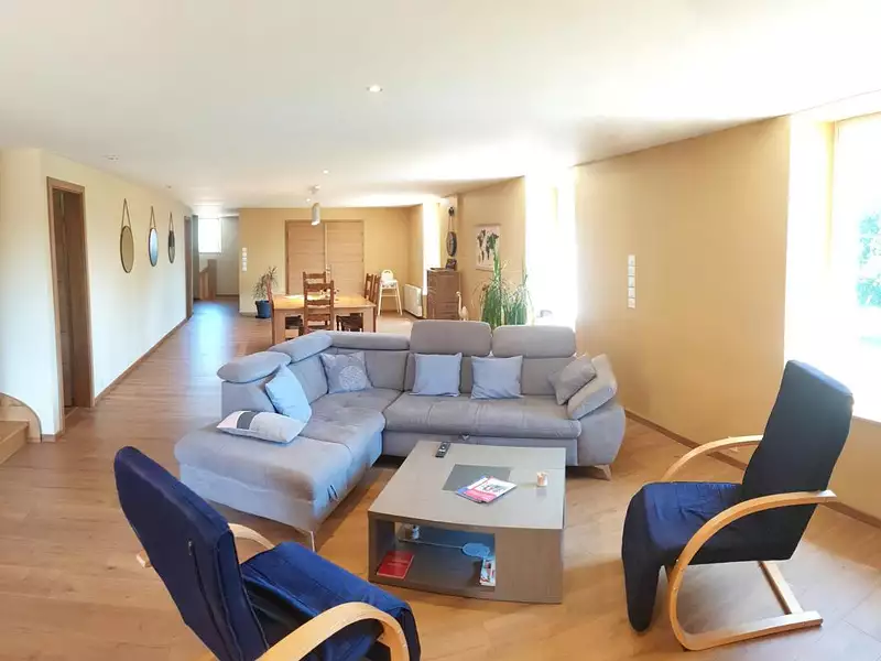 Maison, 330 m²