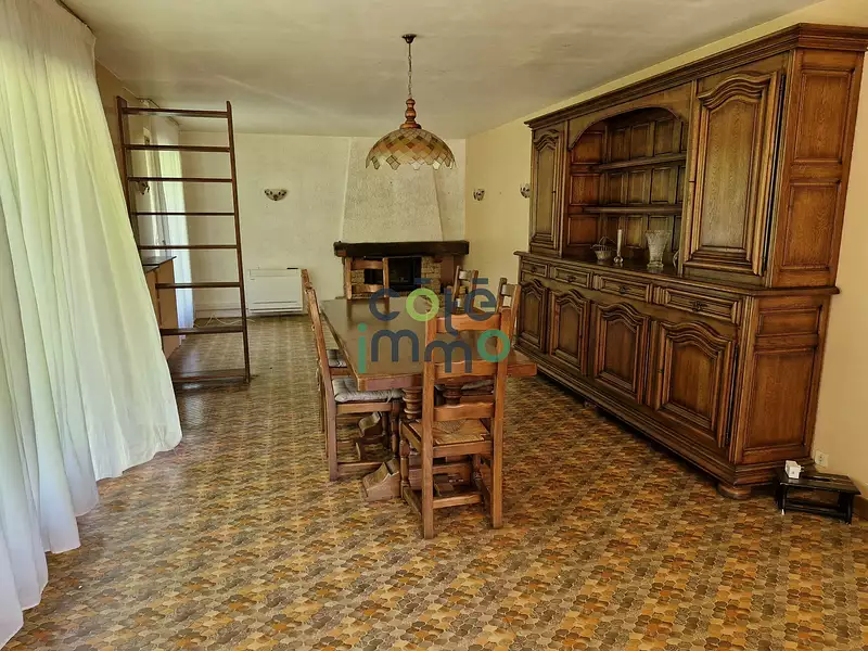 Maison, 215,43 m²
