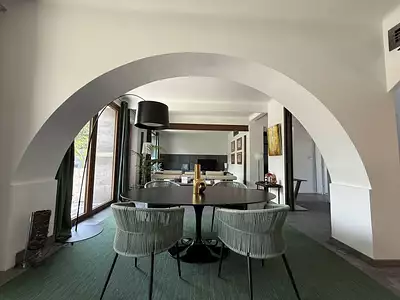 Maison, 240 m²