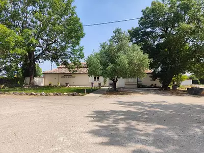 Maison, 254 m²