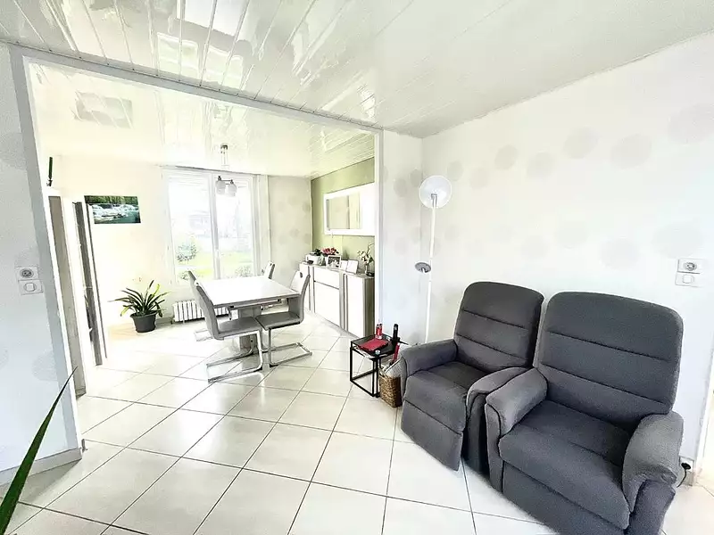 Maison, 77 m²