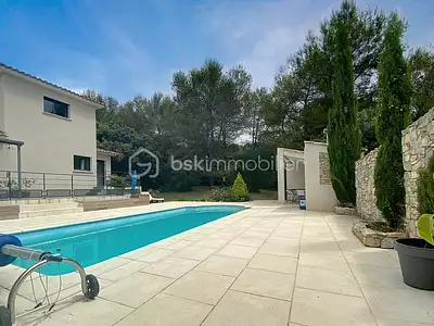 Maison, 163 m²