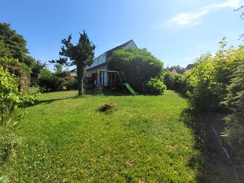 Maison, 106 m²