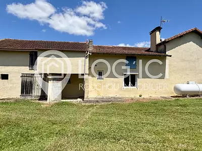 Maison, 225 m²