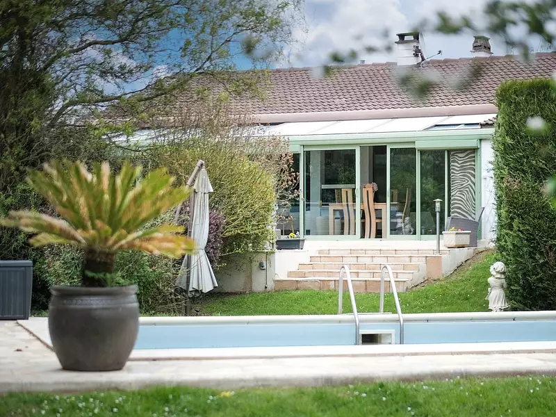 Maison, 220 m²