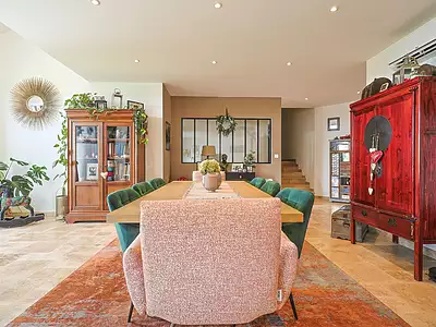 Maison, 225 m²