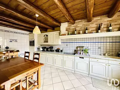 Maison, 192 m²
