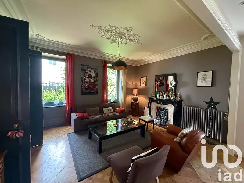 Maison, 390 m²