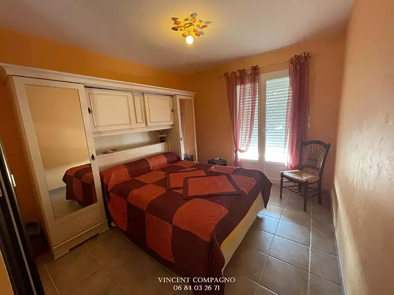 Maison, 220 m²