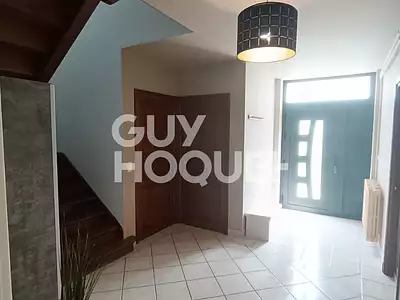 Maison, 248 m²