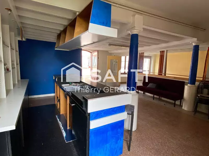 Maison, 240 m²