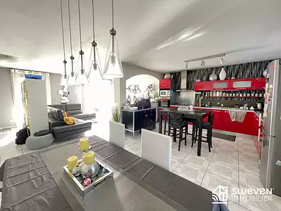 Maison, 98 m²