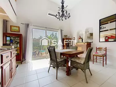 Maison, 161 m²