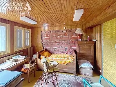 Maison, 240 m²