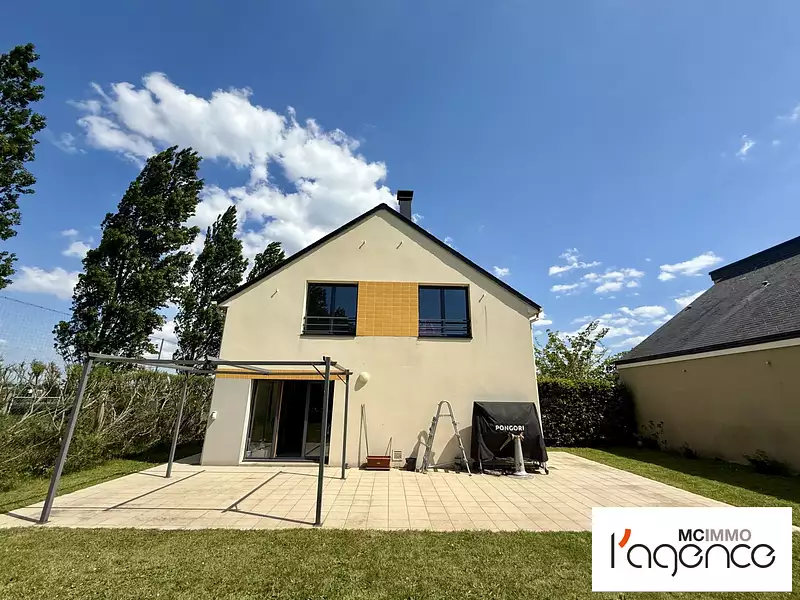 Maison, 163 m²