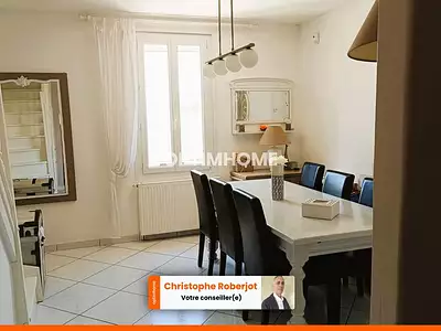 Maison, 169 m²
