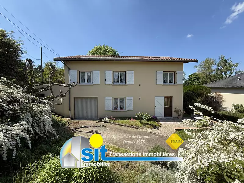 Maison, 200 m²