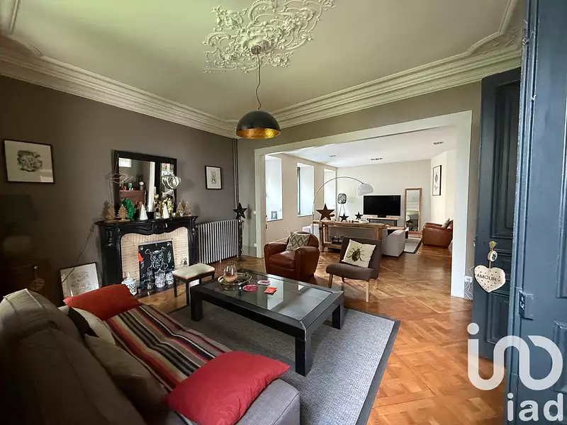 Maison, 390 m²