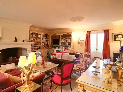 Maison, 248 m²