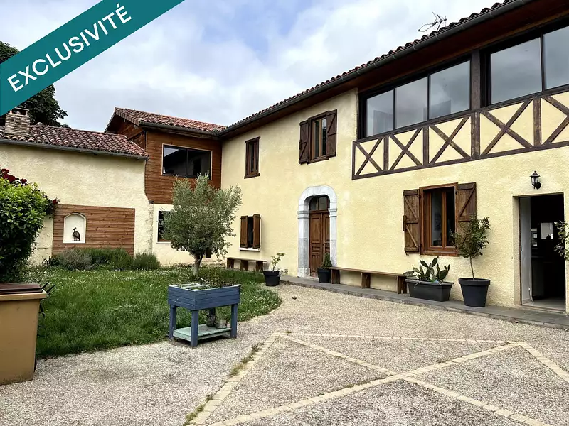 Maison, 329 m²