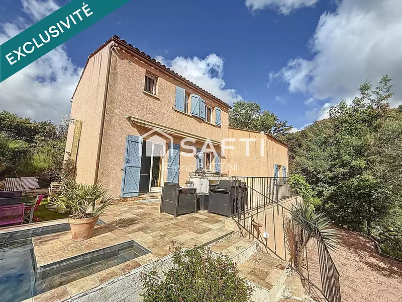 Maison, 119 m²