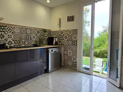 Maison, 175 m²