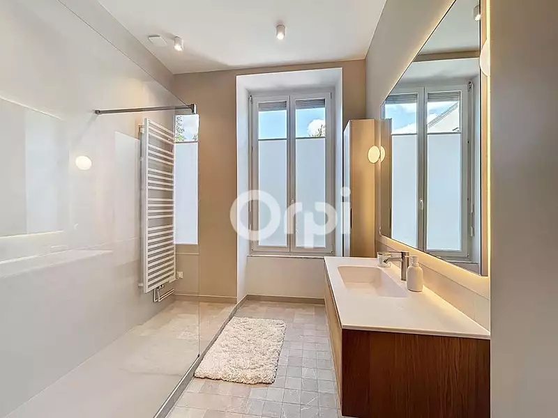 Appartement, 155 m²