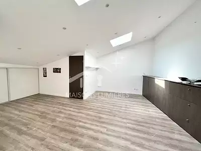 Immeuble, 115 m²