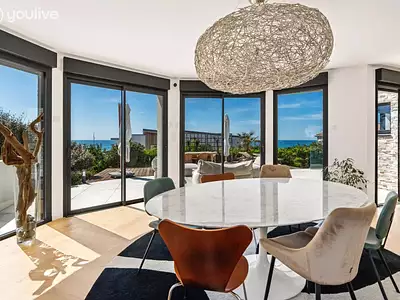 Maison, 240 m²