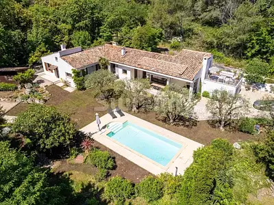Maison, 176 m²