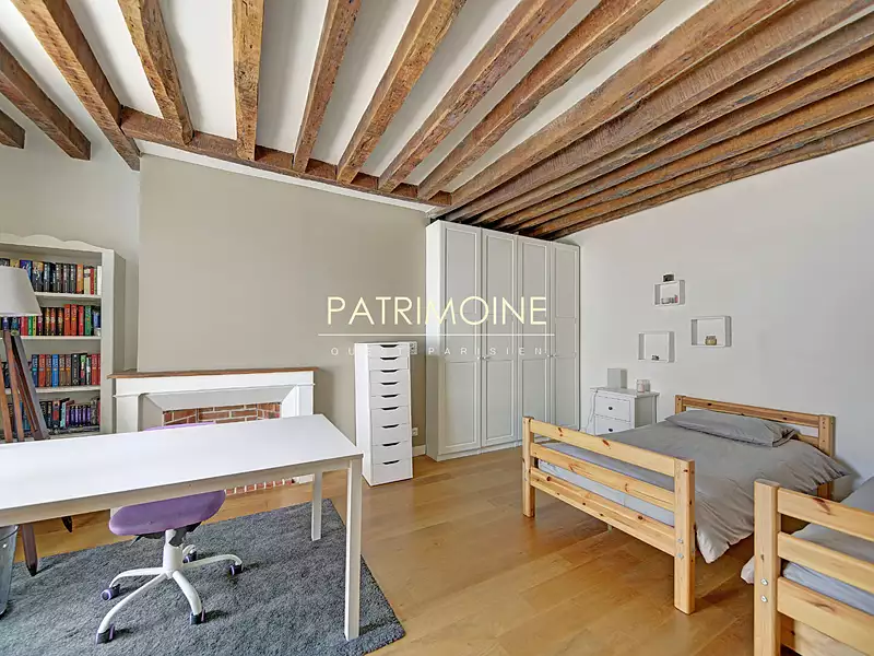 Maison, 240 m²