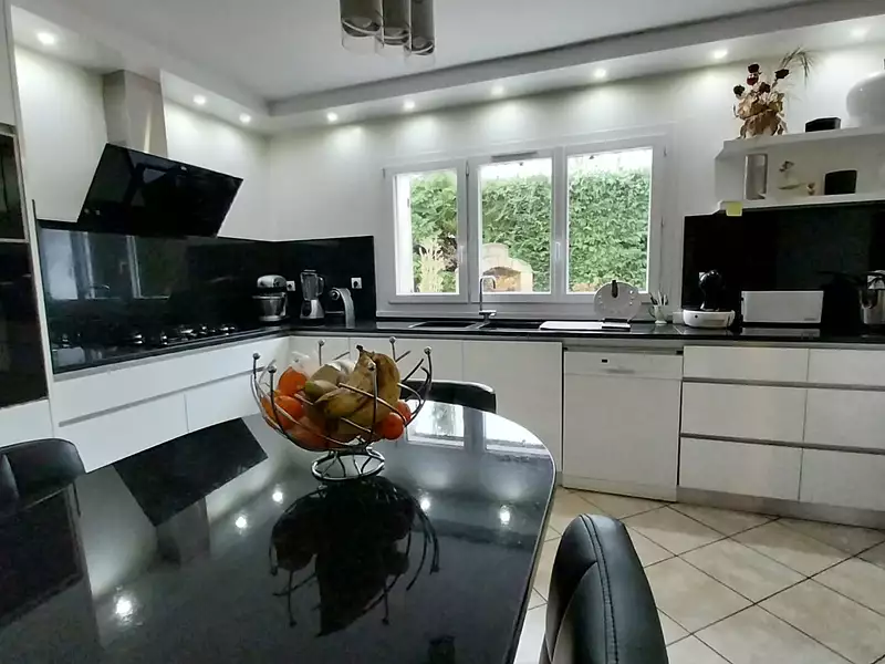 Maison, 160 m²